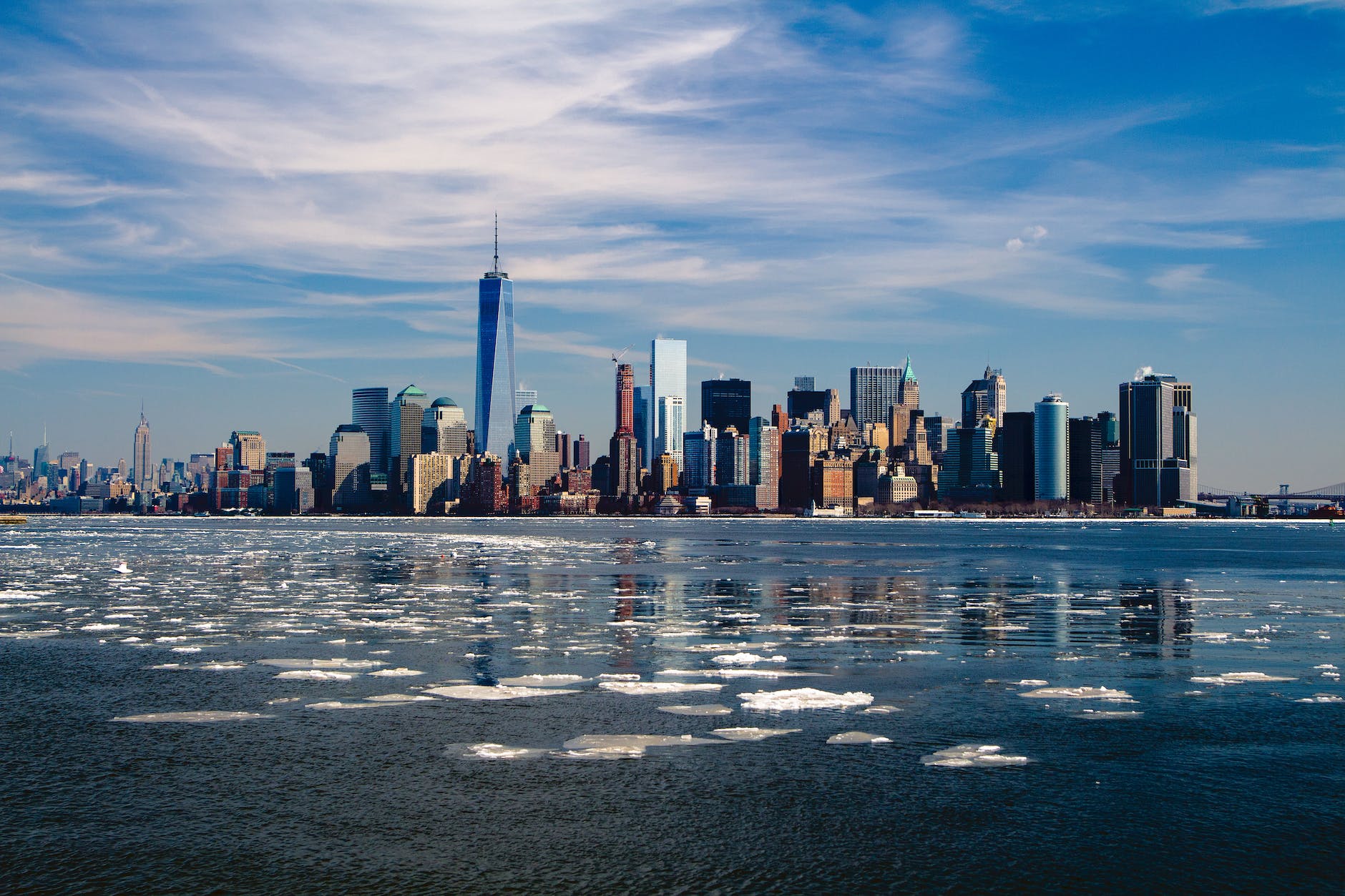 city skyline new york skyscrapers